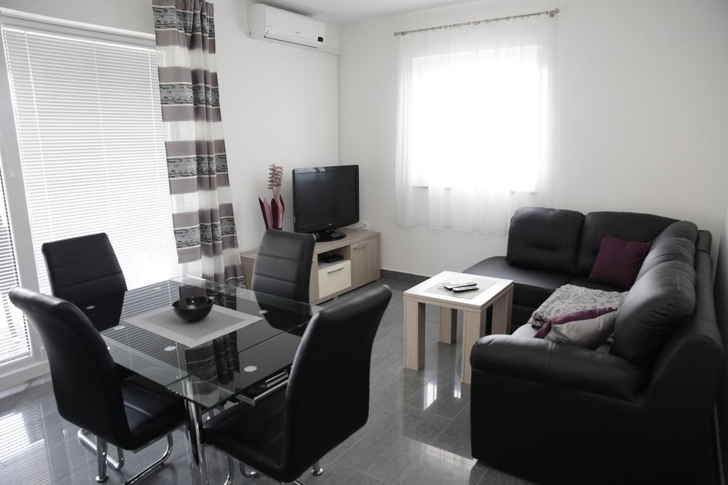 Apartments Resman Vodice Phòng bức ảnh